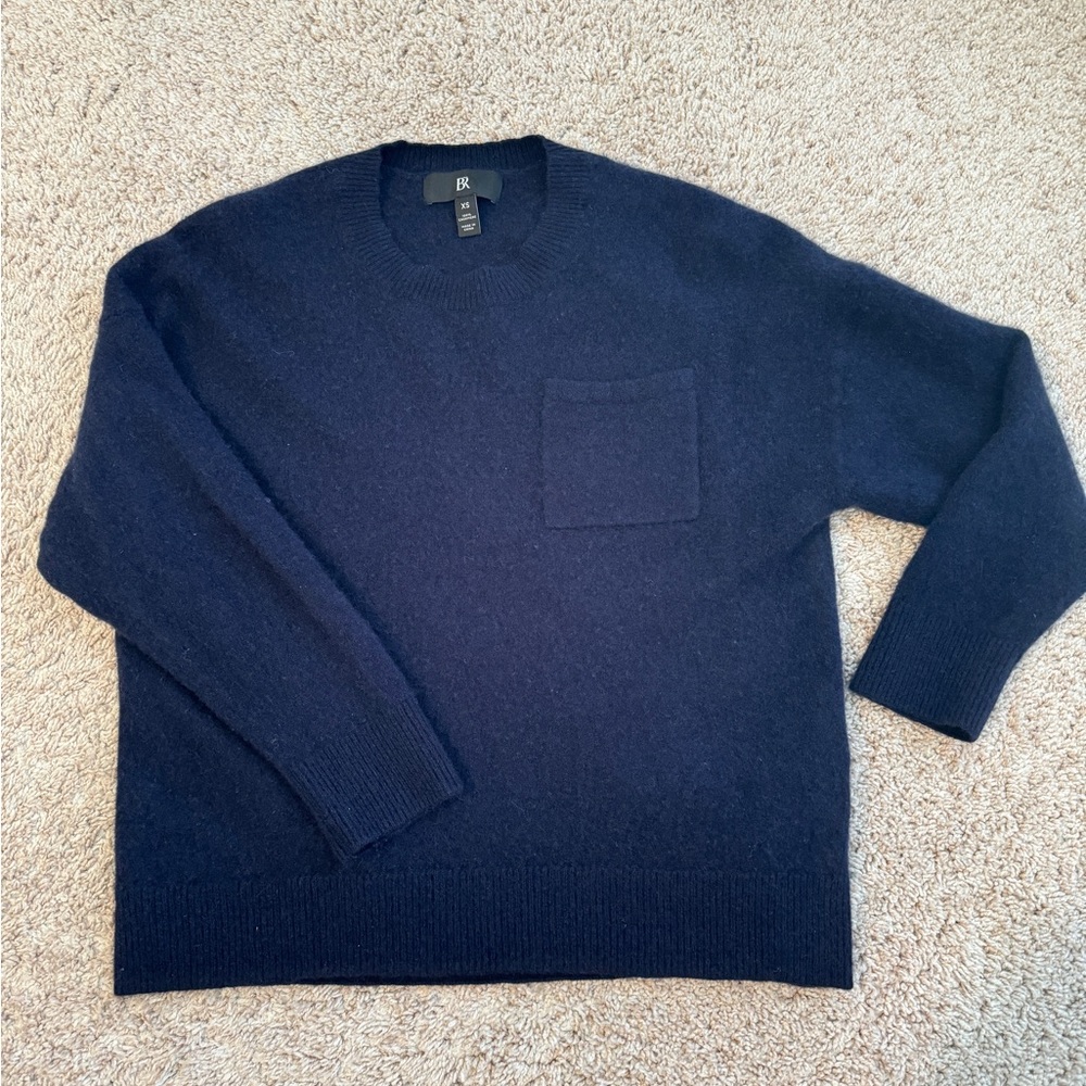 Banana Republic CARO OVERSIZED LIGHTWEIGHT CASHMERE SWEATER Size XS - Picture 2 of 10
